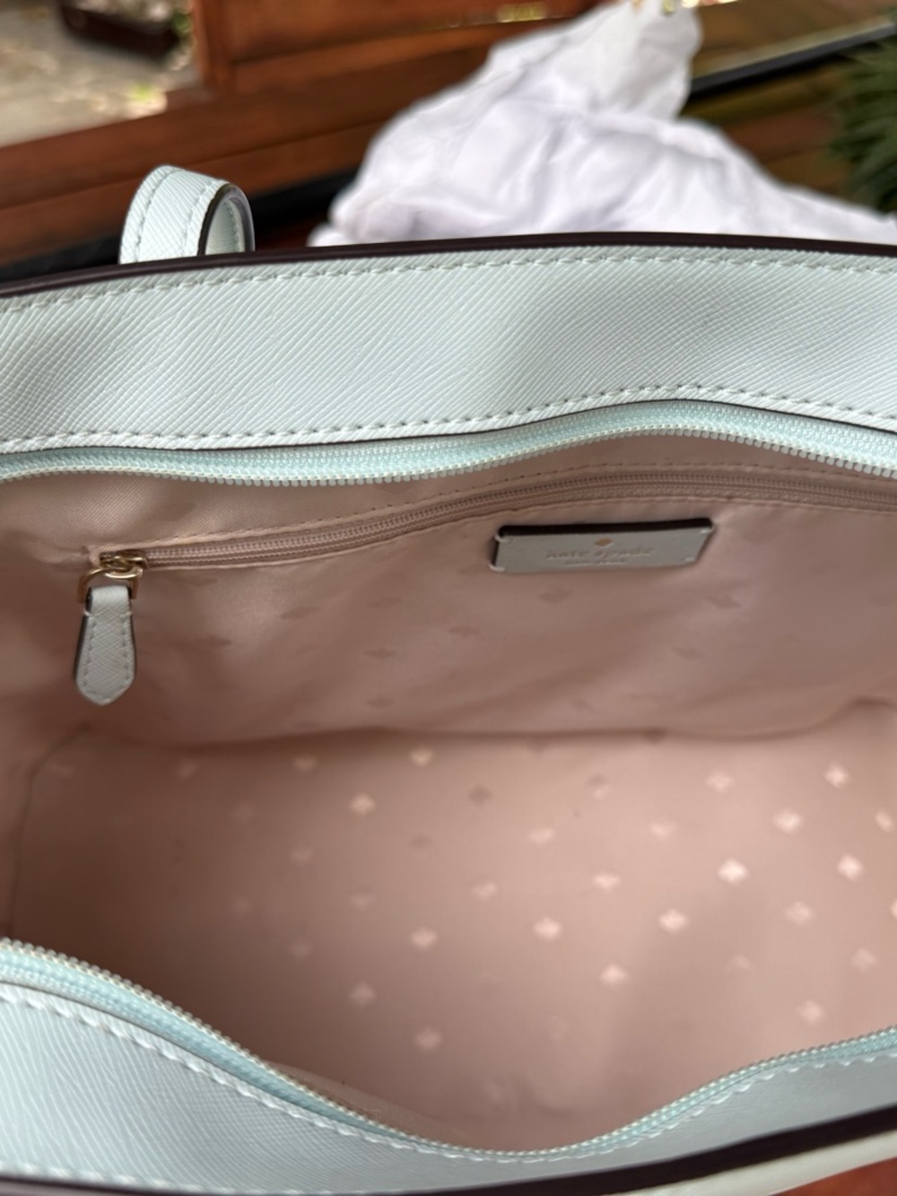 kate spade light blue leather tote with luggage tag - Picture 4 of 5